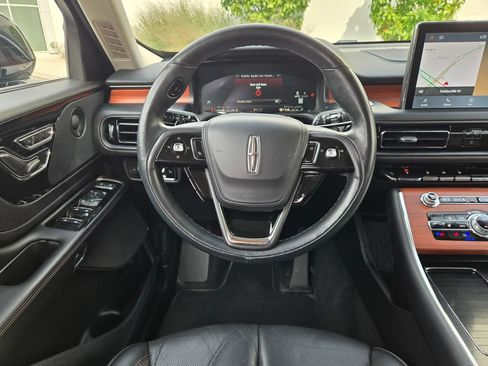 Used 2024 Lincoln Aviator Reserve AWD/4WD image 44