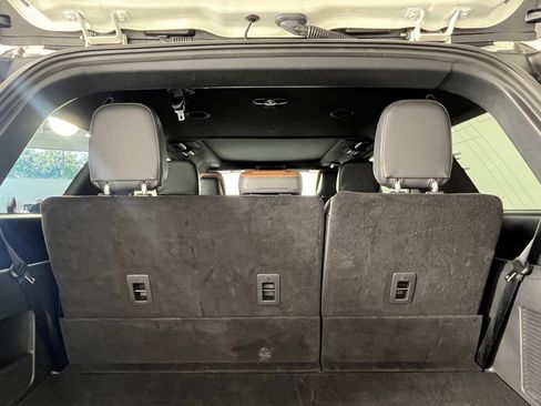 Used 2023 Lincoln Navigator Reserve AWD/4WD image 18