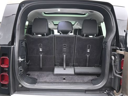 Used 2024 Land Rover Defender 130 S AWD/4WD image 27