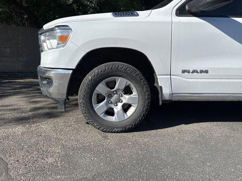 Used 2022 RAM 1500 Big Horn AWD/4WD image 2