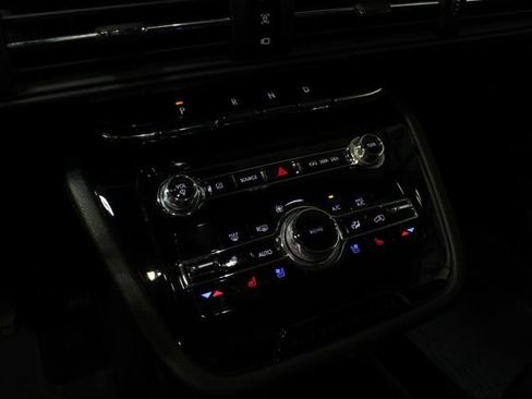 Used 2021 Lincoln Corsair Reserve w/ Elements Package AWD/4WD image 17