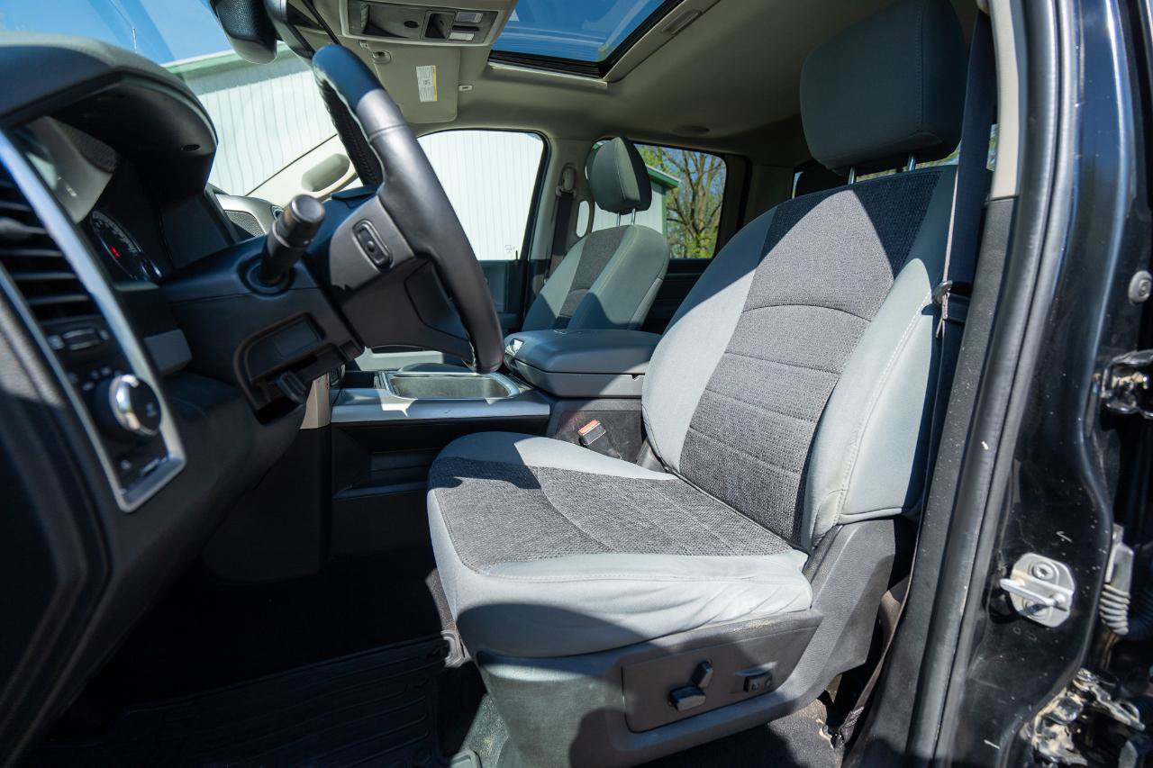 Used 2019 RAM 1500 Warlock AWD/4WD image 10