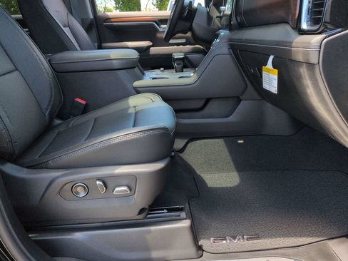 New 2026 GMC Sierra 1500 Denali AWD/4WD image 23