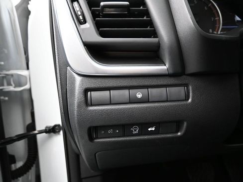 Certified 2024 Nissan Rogue SV image 14