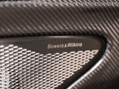 New 2026 Aston Martin Vanquish Convertible RWD image 40
