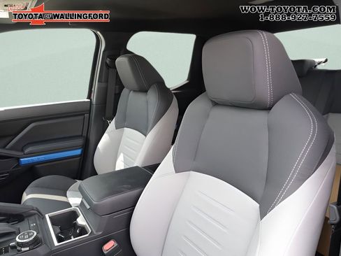 New 2025 Toyota Tacoma TRD Off-Road AWD/4WD image 7