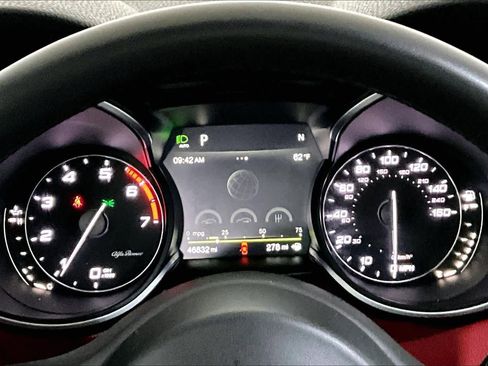 Used 2019 Alfa Romeo Stelvio AWD w/ Cold Weather Package image 26