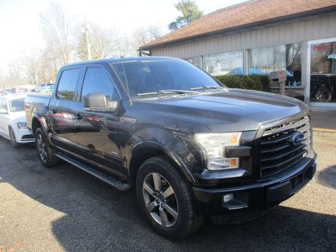 Used 2015 Ford F150 XLT w/ Equipment Group 302A Luxury image 2