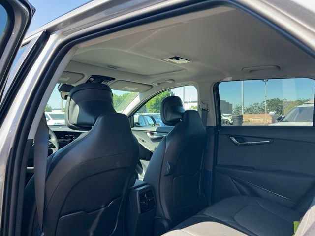 New 2026 Kia Niro Wave w/ Wave Preserve Package FWD image 9