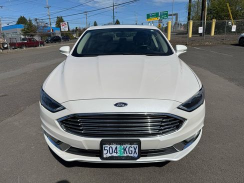 Used 2017 Ford Fusion Energi SE image 9