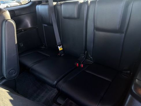Used 2017 Toyota Highlander XLE FWD image 16