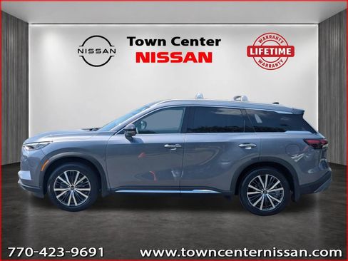 Used 2023 INFINITI QX60 Sensory w/ Vision Package AWD/4WD image 4