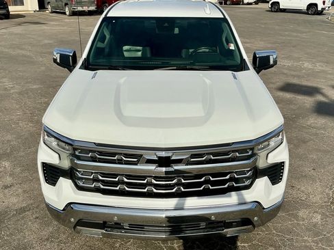 Used 2022 Chevrolet Silverado 1500 LTZ w/ Max Trailering Package image 11