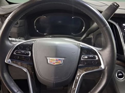 Used 2016 Cadillac Escalade Platinum AWD/4WD image 14