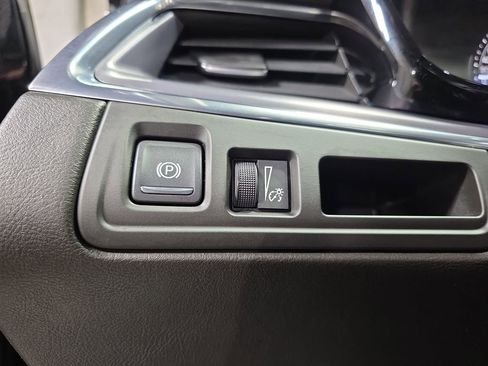 Used 2019 Cadillac XT5 Luxury image 26