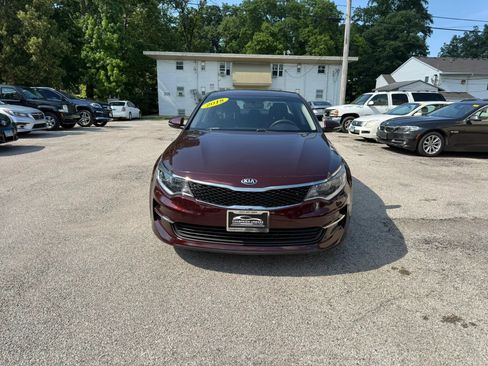 Used 2018 Kia Optima LX FWD image 2