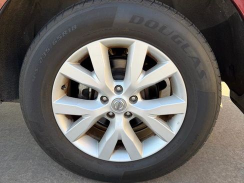 Used 2011 Nissan Murano SV image 23