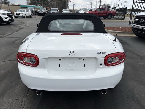 Used 2012 MAZDA MX-5 Miata Sport w/ Convenience Pkg image 6