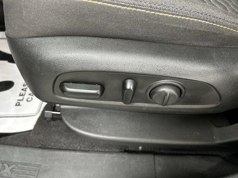 Used 2020 Chevrolet Equinox LT AWD/4WD image 10