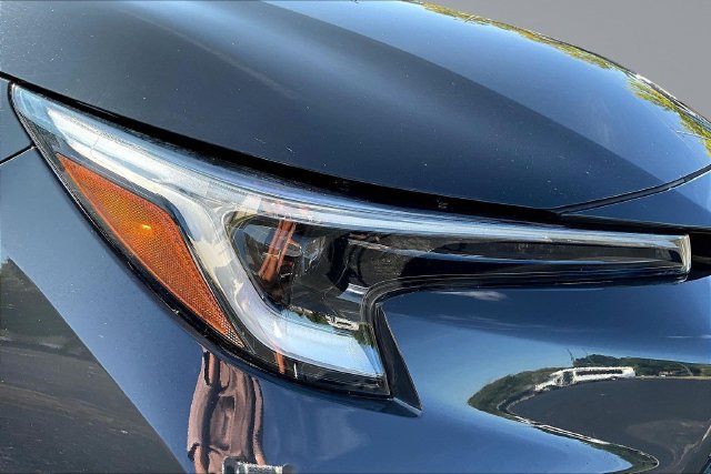 Used 2026 Toyota Corolla SE w/ SE Package FWD image 28