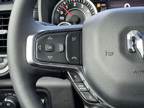 Certified 2025 RAM 1500 Laramie AWD/4WD image 28