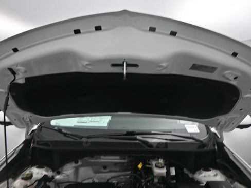 Used 2024 Buick Encore GX Preferred w/ Comfort Package FWD image 36