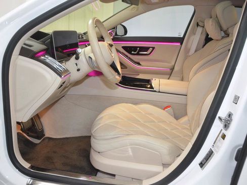 Used 2022 Mercedes-Benz Maybach S 580 4MATIC image 18