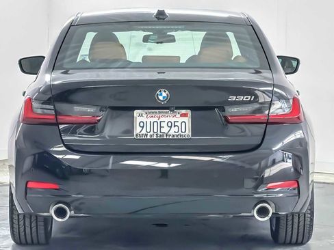 Used 2025 BMW 330i Sedan w/ Convenience Package image 7