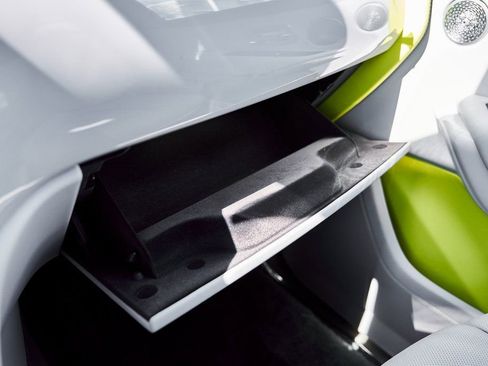 Used 2024 Rolls-Royce Cullinan AWD/4WD image 97