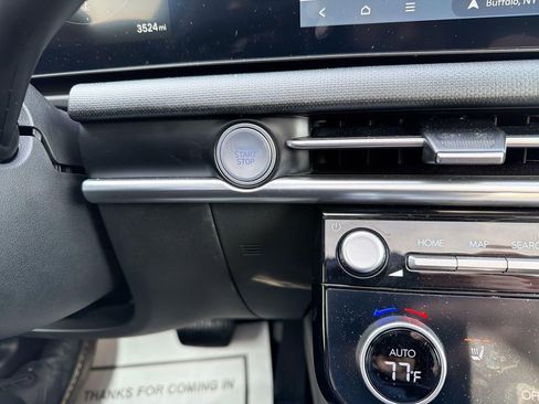 Used 2025 Hyundai Tucson SEL image 17