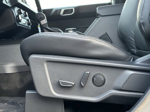 New 2025 Ford Bronco Outer Banks image 24