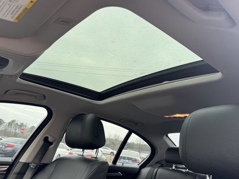 Used 2016 BMW 528i Sedan image 17