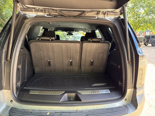 Used 2025 Chevrolet Tahoe Premier AWD/4WD image 24