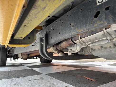 Used 2019 Ford E-350 and Econoline 350 Super Duty image 47