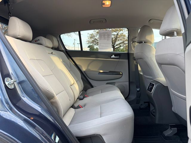 Used 2017 Kia Sportage LX AWD/4WD image 26