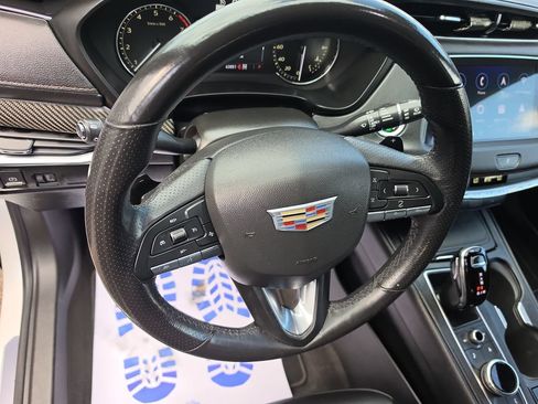 Used 2020 Cadillac XT4 Sport w/ Driver Awareness Package AWD/4WD image 14