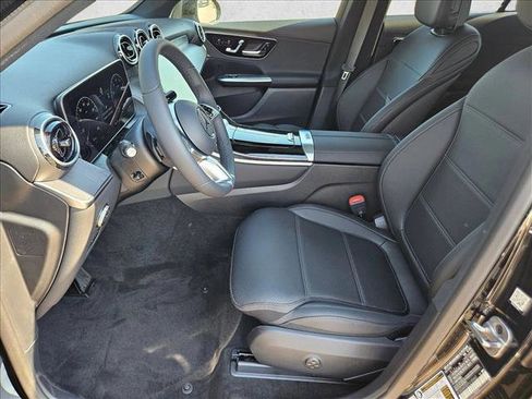 Certified 2026 Mercedes-Benz GLC 300 image 14