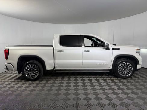 Used 2024 GMC Sierra 1500 Denali Ultimate AWD/4WD image 6