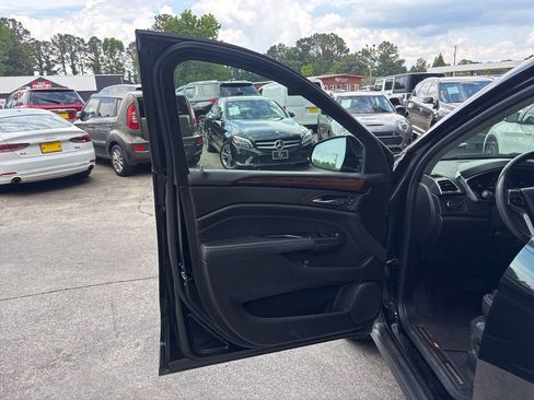 Used 2015 Cadillac SRX Premium w/ Driver Assist Package FWD image 9