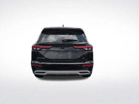 Used 2022 Mitsubishi Outlander SE FWD image 10