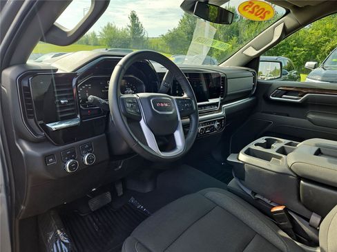 Used 2025 GMC Sierra 1500 Elevation AWD/4WD image 18