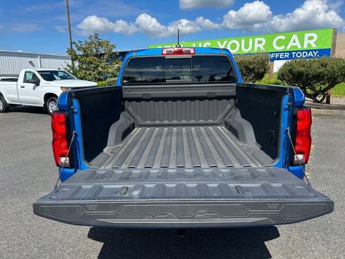 Used 2024 Chevrolet Colorado Z71 w/ Z71 Convenience Package 2 AWD/4WD image 22