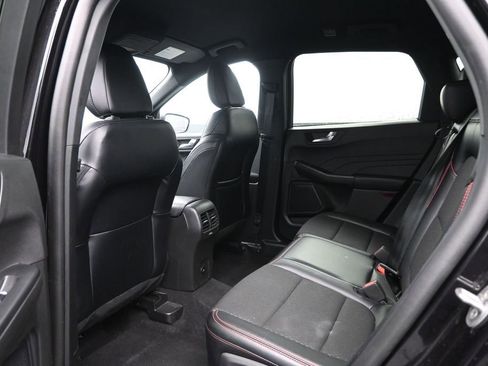 Used 2025 Ford Escape ST-Line AWD/4WD image 25