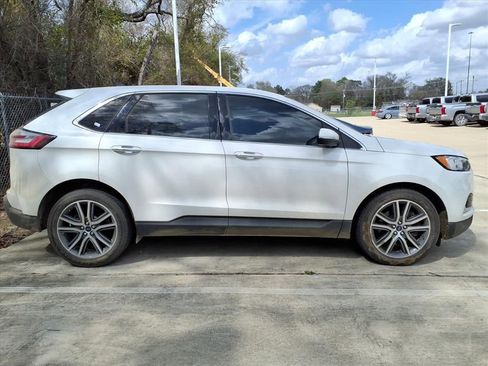 Used 2021 Ford Edge Titanium image 7