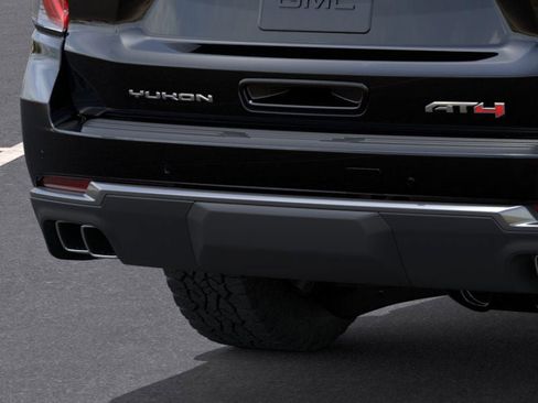 New 2025 GMC Yukon XL AT4 image 38