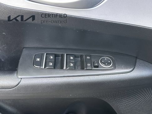 Used 2023 Kia Forte LXS FWD image 25