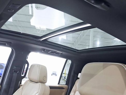 Used 2024 Chevrolet Suburban Premier w/ Premium Package image 35