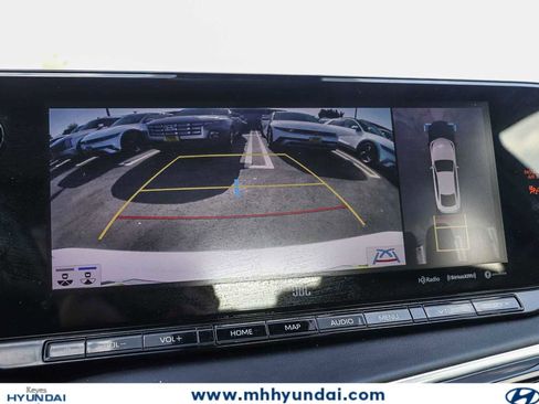 Used 2022 Toyota Mirai w/ Advanced Technology Package RWD image 22