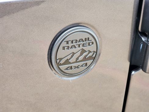 New 2026 Jeep Gladiator Sport AWD/4WD image 8