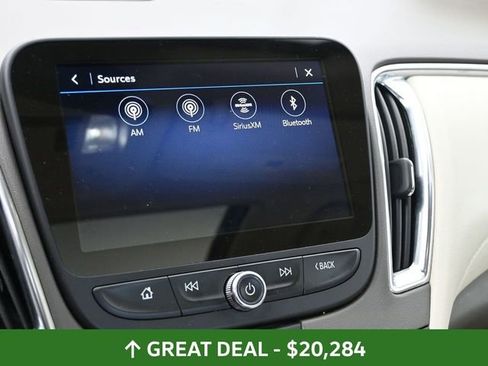 Used 2024 Chevrolet Malibu LT image 30